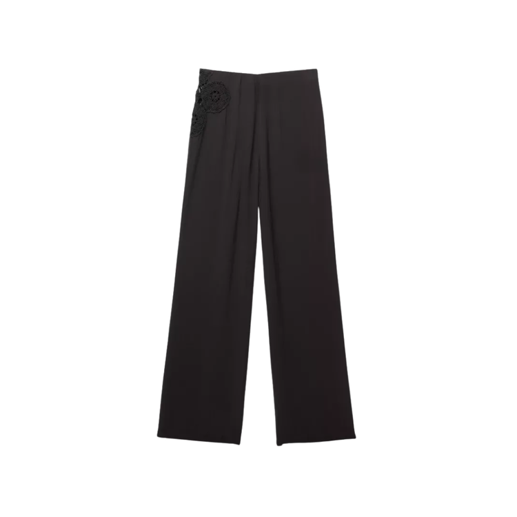 Pull&Bear Pantalón rústico bordado crochet L1