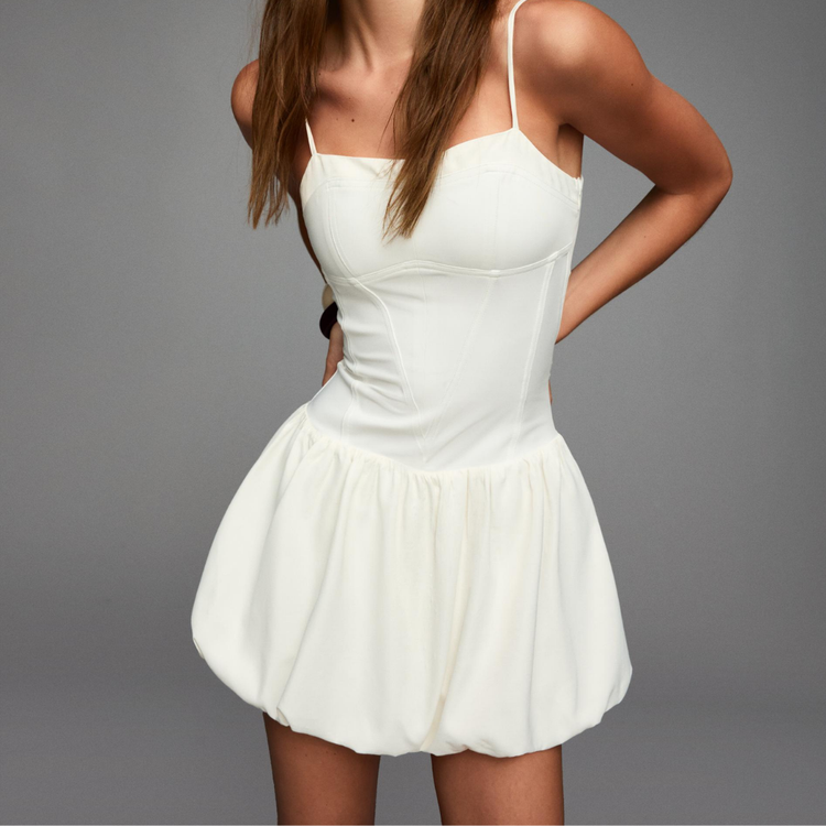 Bershka Vestido mini entallado falda globo K
